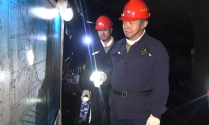 韓福生在興安礦調研檢查時強...